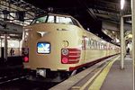 白鳥485系A02編成金沢寄り先頭車